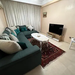 Luxury 3 In The Heart Of Gueliz, Wifi, Pool , Marrakesh Maroc